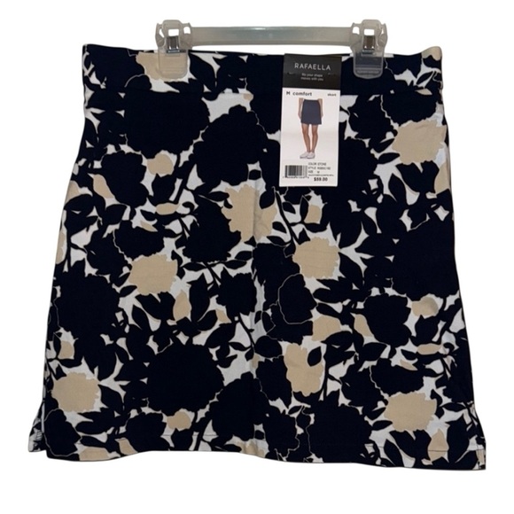 🌹NWT:RAFAELLA COMFORT FITS YOR SHAPE FLORAL SKORT - Picture 1 of 6